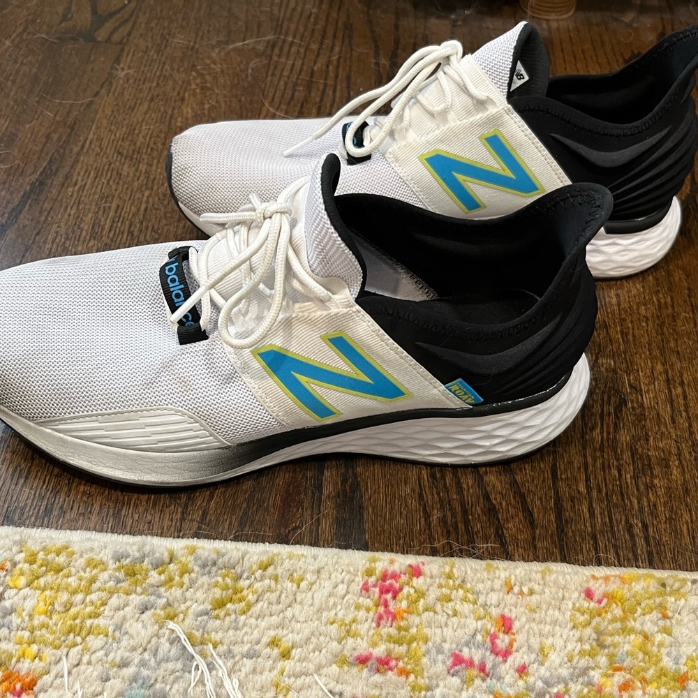 New Balance ROAV